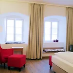 Brunners Otel 3*